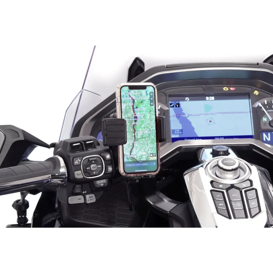 The Cockpit Setup That Makes Long Rides Easier Without Going Overboard